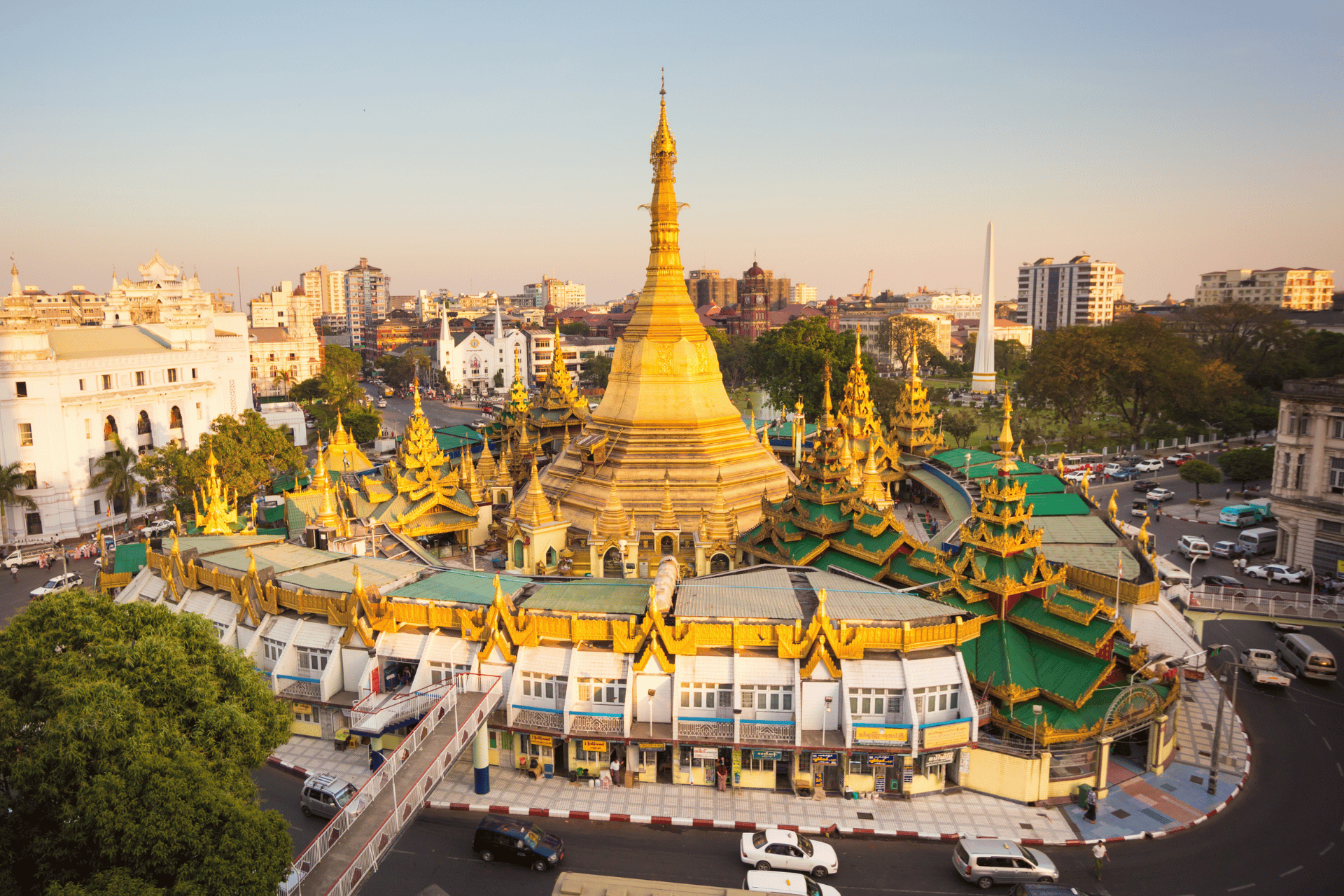 Pagode de Sule - circuits 15 jours en Birmanie - Asia Novo Tours