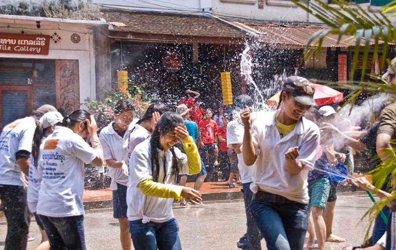 Fete de l'eau Bun Pi May au Laos