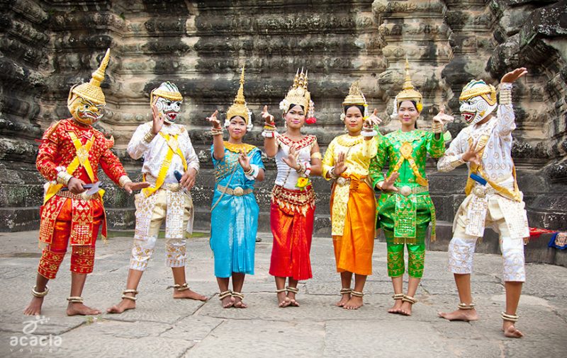 Cambodgien tenue traditionnelle (Siem Reap) - Richesse culturelle à Angkor Wat - Asia Novo Tours