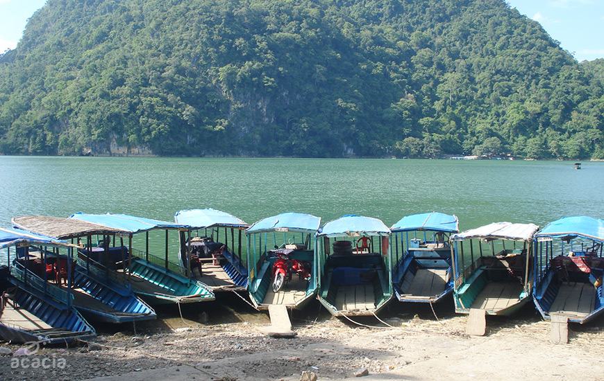 Lac de Ba Be/Hanoï-0