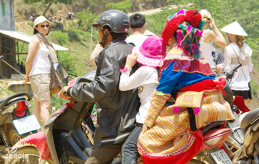 Bac Ha/ Can Cau/ Hoang Su Phi (150km/3h de voiture & 2h/ marche)-0