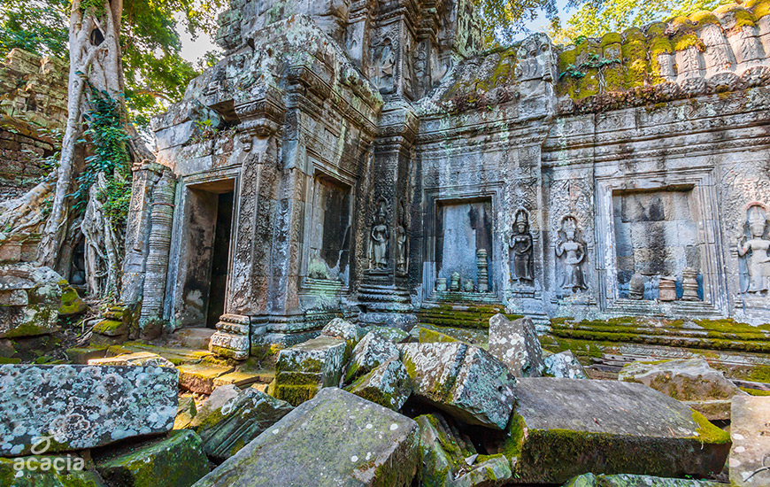 Porte ancienne de Ta Prohm (Siem Reap) – Vestiges khmers – Asia Novo Tours