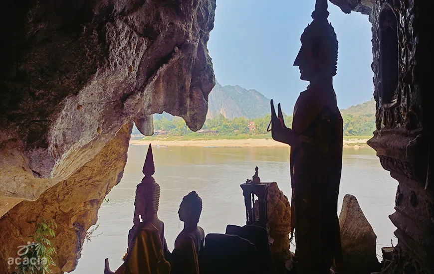 Grottes de Pak Ou (Luang Prabang) – Sanctuaire bouddhiste – Asia Novo Tours