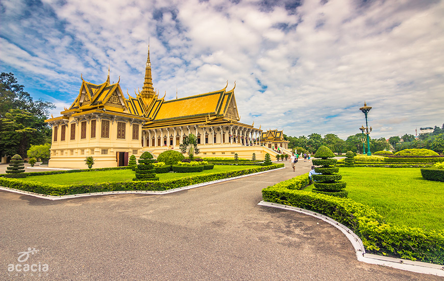 Battambang/ Phnom Penh (250 km/5h) -0