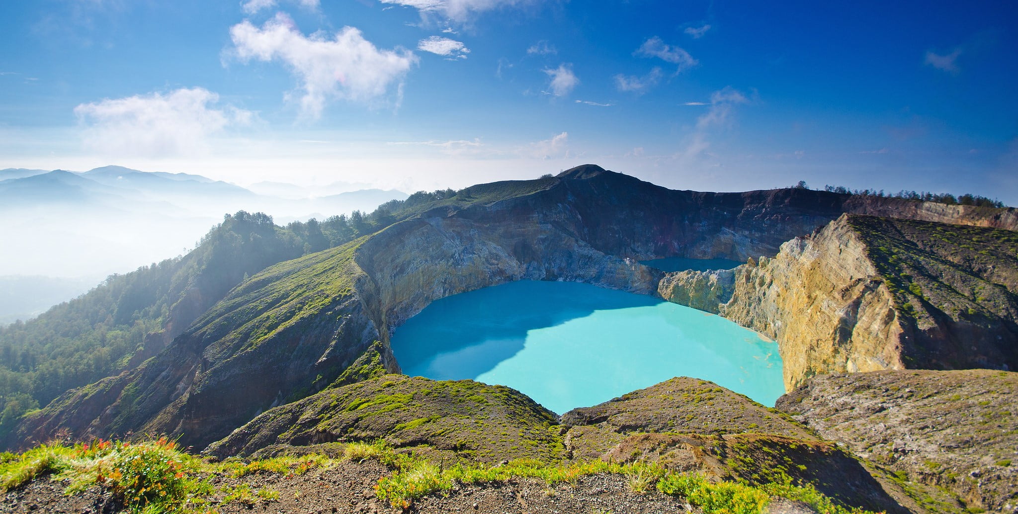 Le volcan Kelimutu et ses trois lacs-1