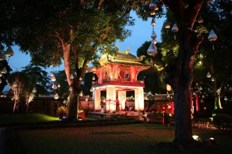 Temple de la Littérature : expériences nocturnes