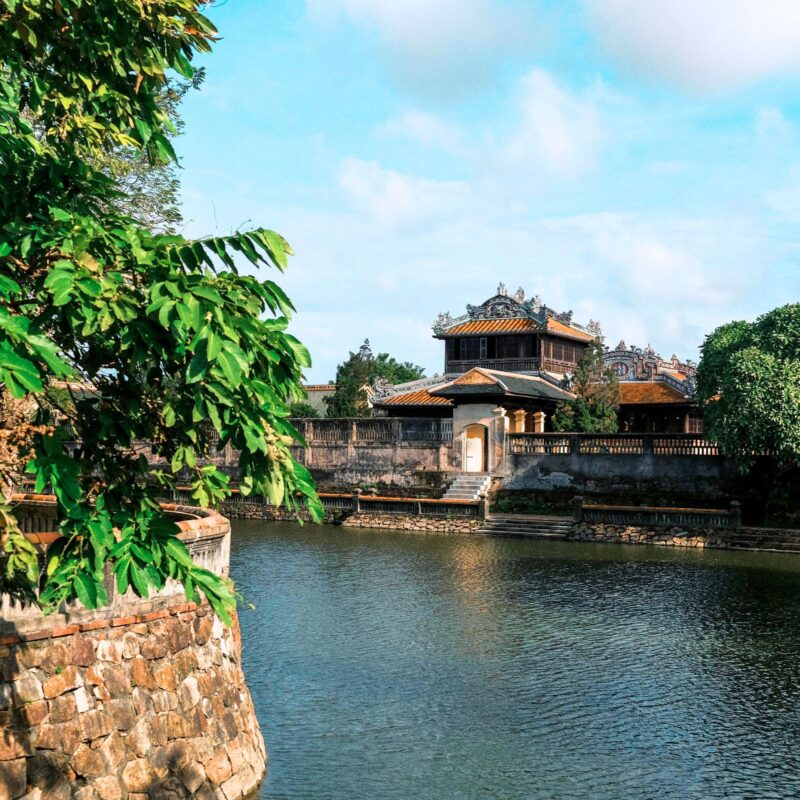 La Citadelle de Hué: Un Trésor Impérial Du Vietnam