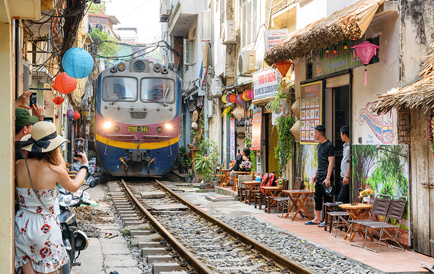 Visite d’Hanoi/ Vol de retour-0