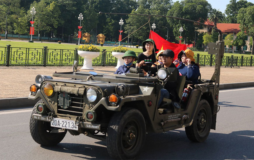 Hue/Ho Chi Minh -Ville-0