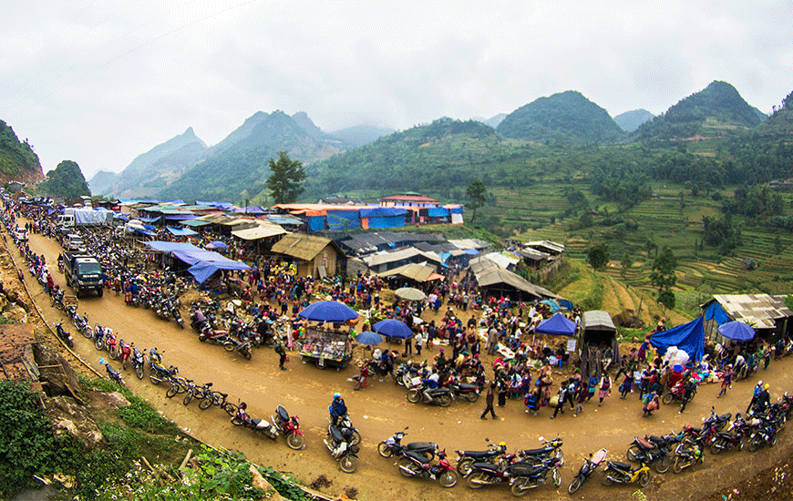 Bắc Hà (Lao Cai) – Marché ethnique – Asia Novo Tours