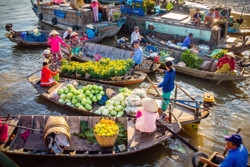 Marché flottant de Cai Rang (Can Tho) – Commerce fluvial – Asia Novo Tours