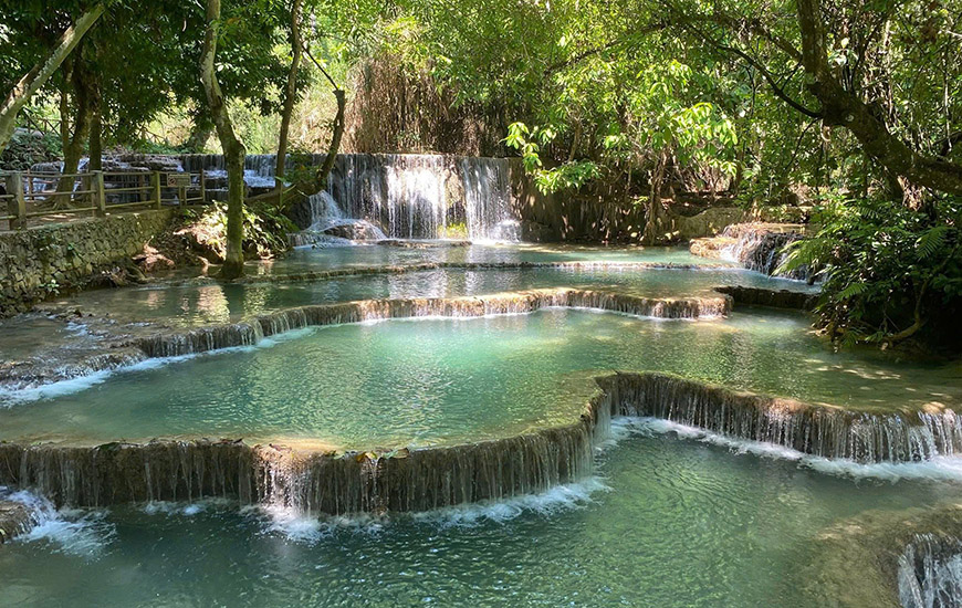 Luang Prabang/ Village d’Éléphant/ Cascade Kuang Si-0