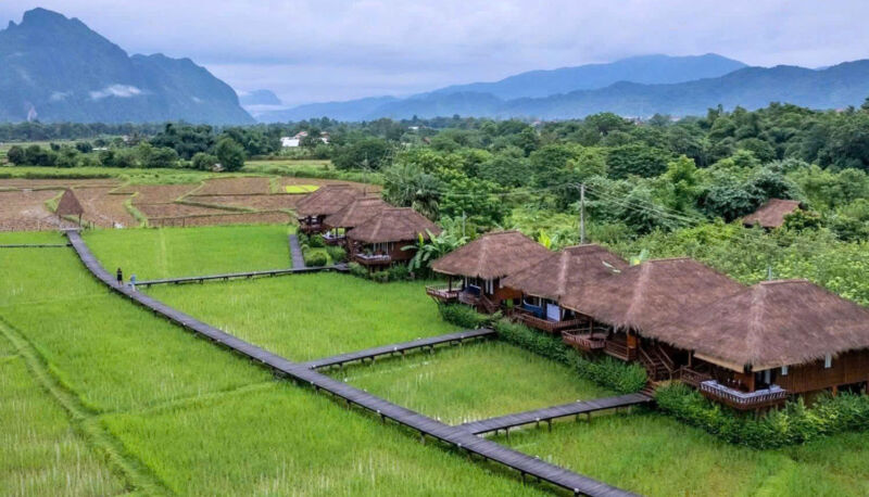 vang vieng laos