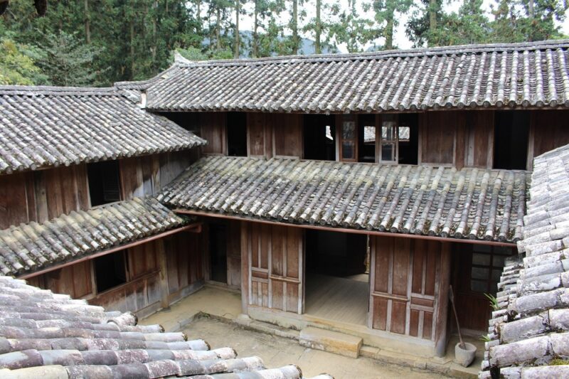 palais des hmong ha giang