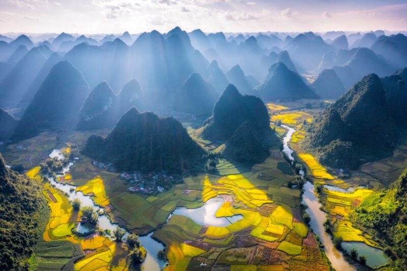 Le hameau de Phong Nam, situé près de la cascade de Bản Giốc, offre un véritable tableau vivant d’une beauté saisissante