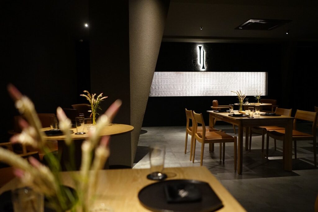 Restaurants Michelin Vietnam 2025: Nén Danang