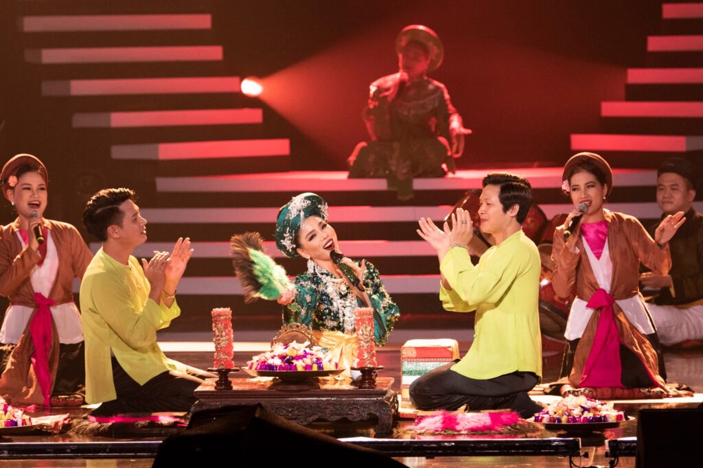 Hát Chầu Văn : musique rituelle traditionnelle du Vietnam