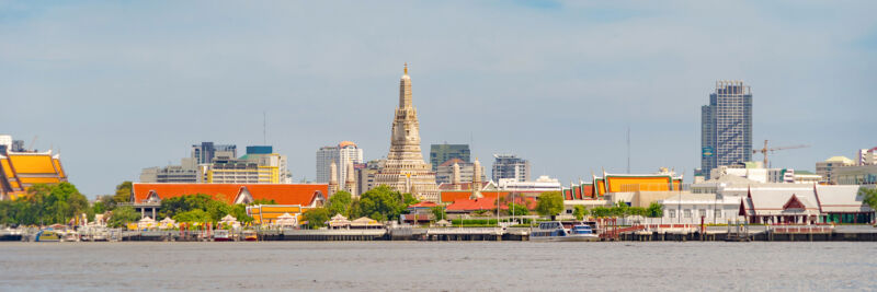 What Arun, vue de la rivière Chao phraya