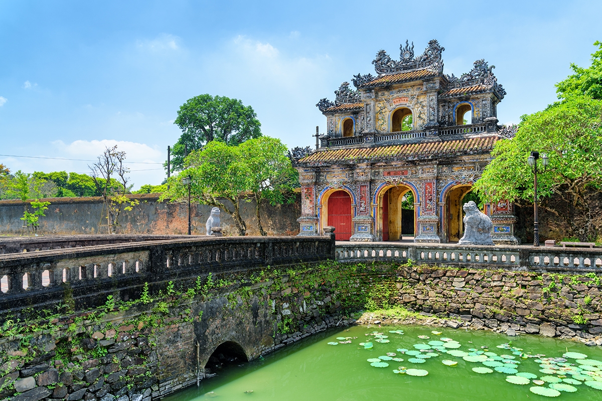 Cité impériale vue extérieure (Hué) – Patrimoine royal – Asia Novo Tours