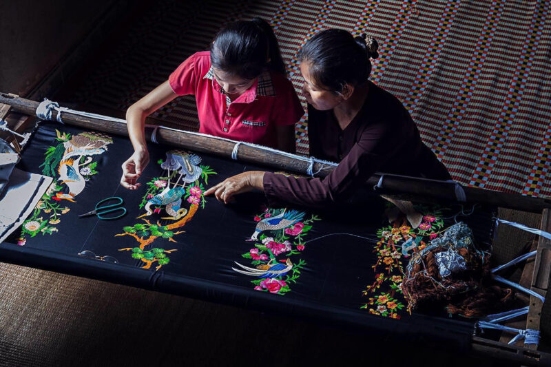 Artisanat vietnamien : Village artisanal de broderie manuelle de Quất Động