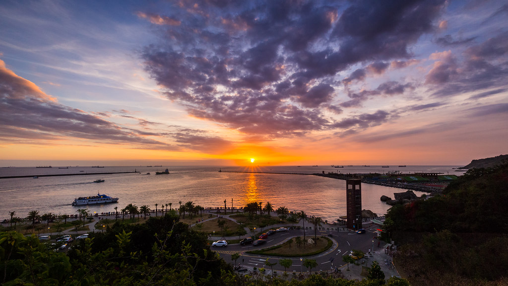 Coucher de soleil à la baie de Sizihwan