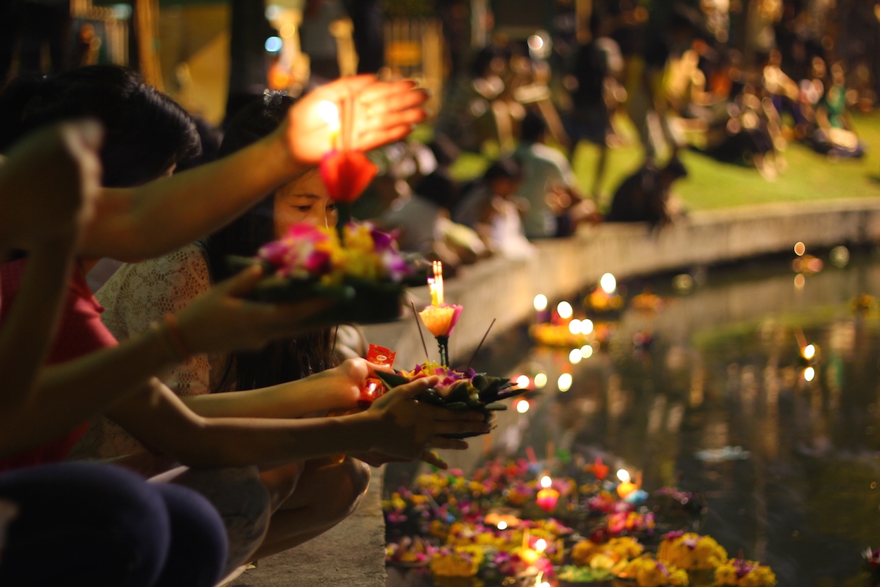 Culture thaïlandaise : Loy Krathong - la fête thaïlandaise de la lumière et du partage