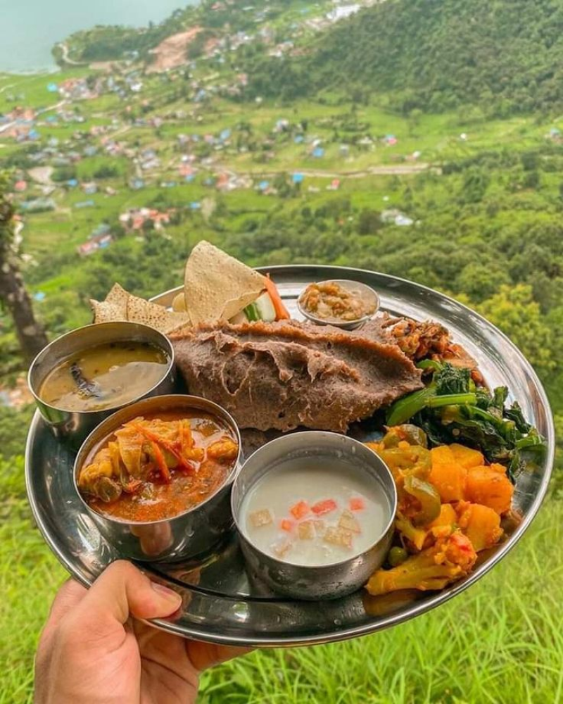 Dhindo, un plat traditionnel népais