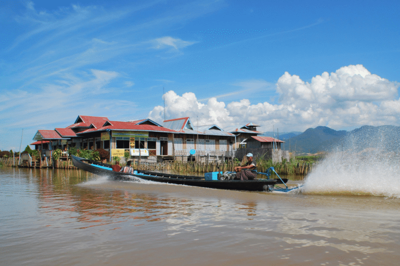 Croisière sur le lac Inle - circuits 15 jours en Birmanie - Asia Novo Tours