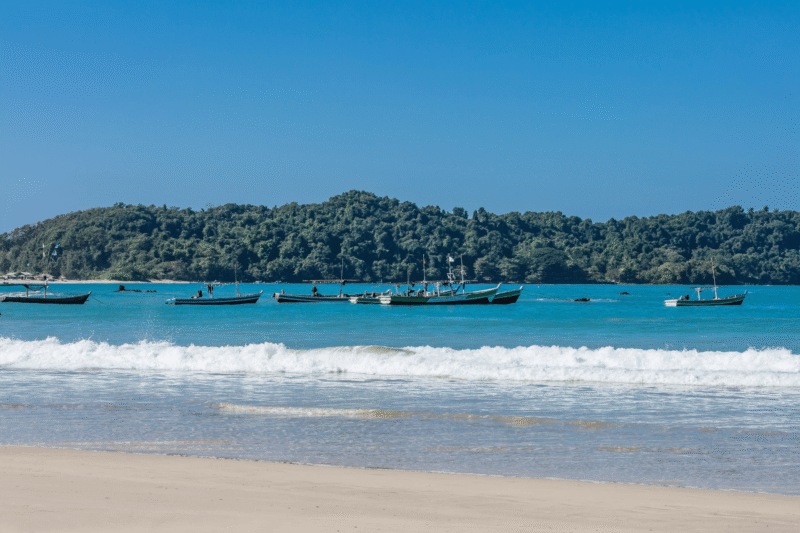 Plage de Ngapali - Voyage en Birmanie en 15 jours - Asia Novo Tours